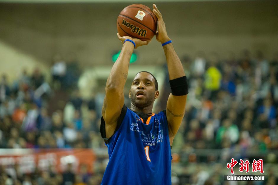 至少一公里 至少一公里