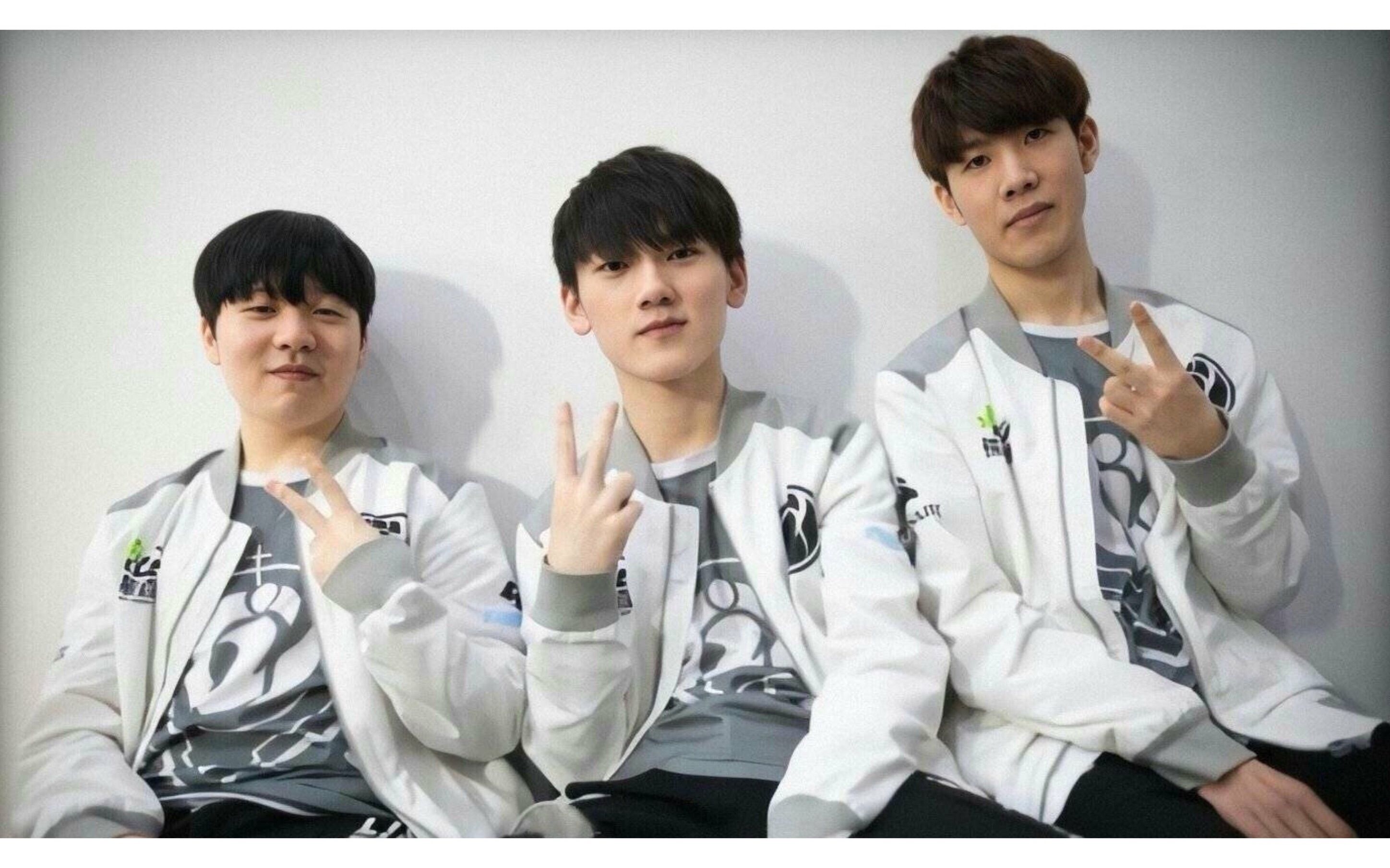 分析这两位 分析这两位